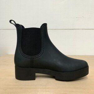 Women’s Size 8 Waterproof Chelsea Rain Boot